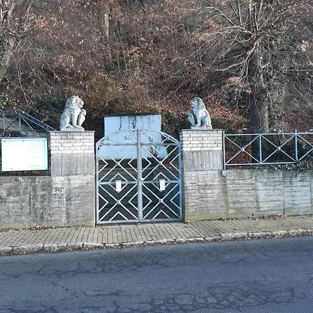 Loewenvilla